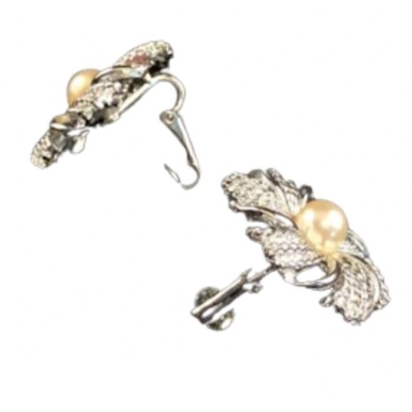 Vintage Sarah Coventry 1969 Sunburst brooch with faux pearl and clip on earrings - Picture 3 of 14